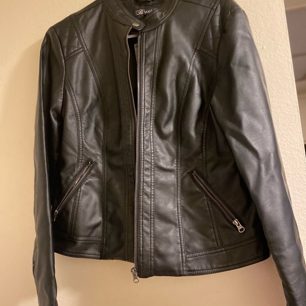 Amazing baccini faux leather jacket